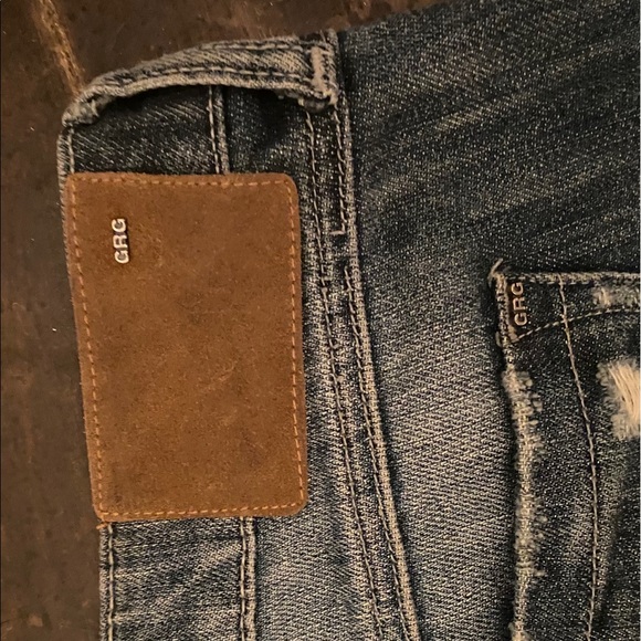 Distressed Boyfriend Jeans - Picture 2 of 4